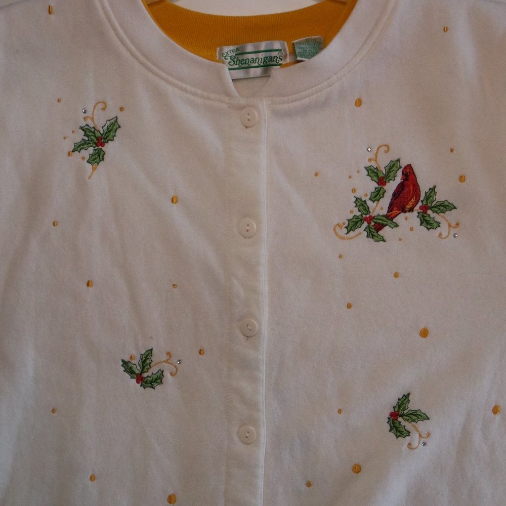 Vintage Embroidered Holly & Cardinals Crewneck Button Down Sweatshirt